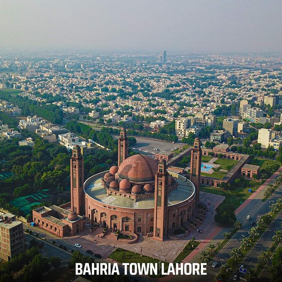 Bahria Town Lahore Punjab | Luxury Living & Investment Hub 7 Bahria Grand Marquee