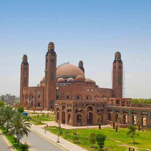 Bahria Town 10 Marla Houses For Sale 2